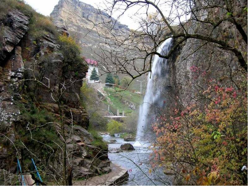 Кисловодск погода в марте. Природа Георгиевска. Ессентуки в апреле. Погода в Кисловодске. Машук гора водопад ножницы.