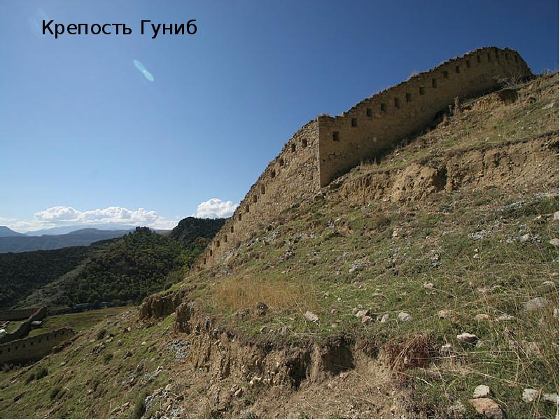 Тарки. Крепость Тарки Дагестан. Плато Тарки Тау. Крепость бурная Тарки Тау. Крепость бурная в Дагестане.