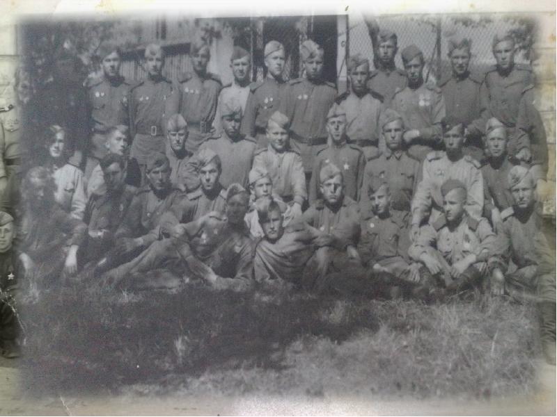 Я был батальонный разведчик текст. Высоцкий был батальонный разведчик. Я был ботальеный отвещик. Владимир высоцкий. Я был батальонный разведчик а он писаришка штабной.